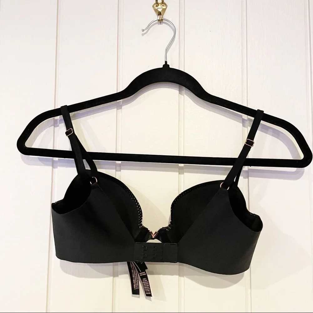Victoria's Secret Black and Gold Lined Demi 32C Bra